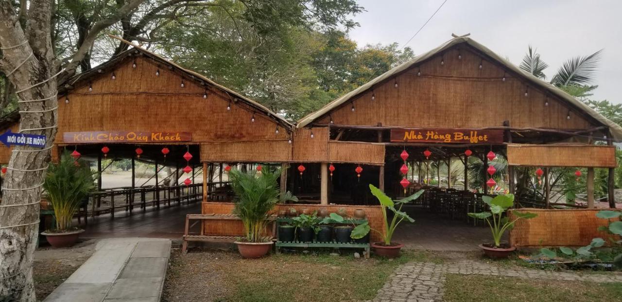 Kdl Lang Noi Tan Lap - Tan Lap Floating Village Moc Hoa Exterior photo